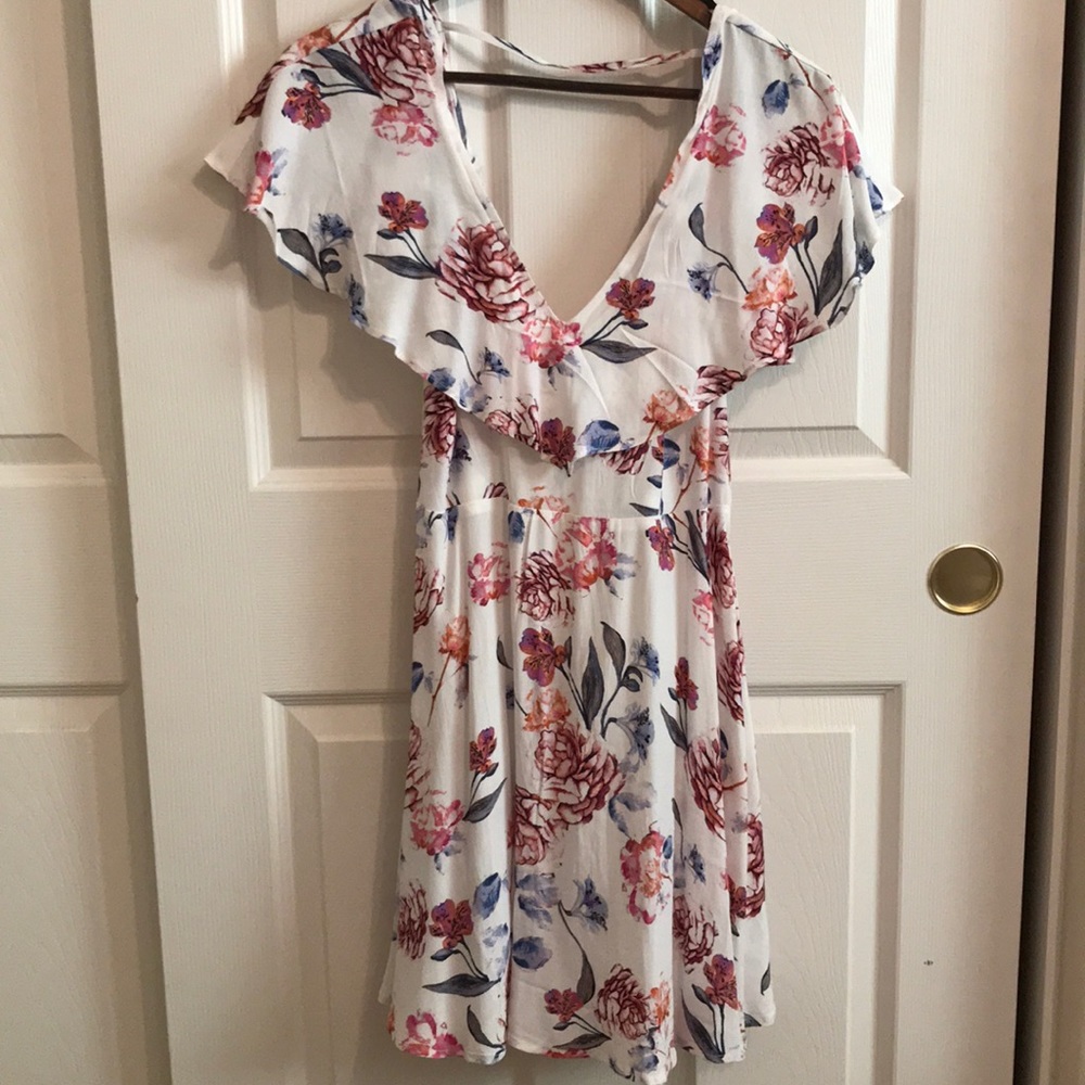 Women’s floral sun dress